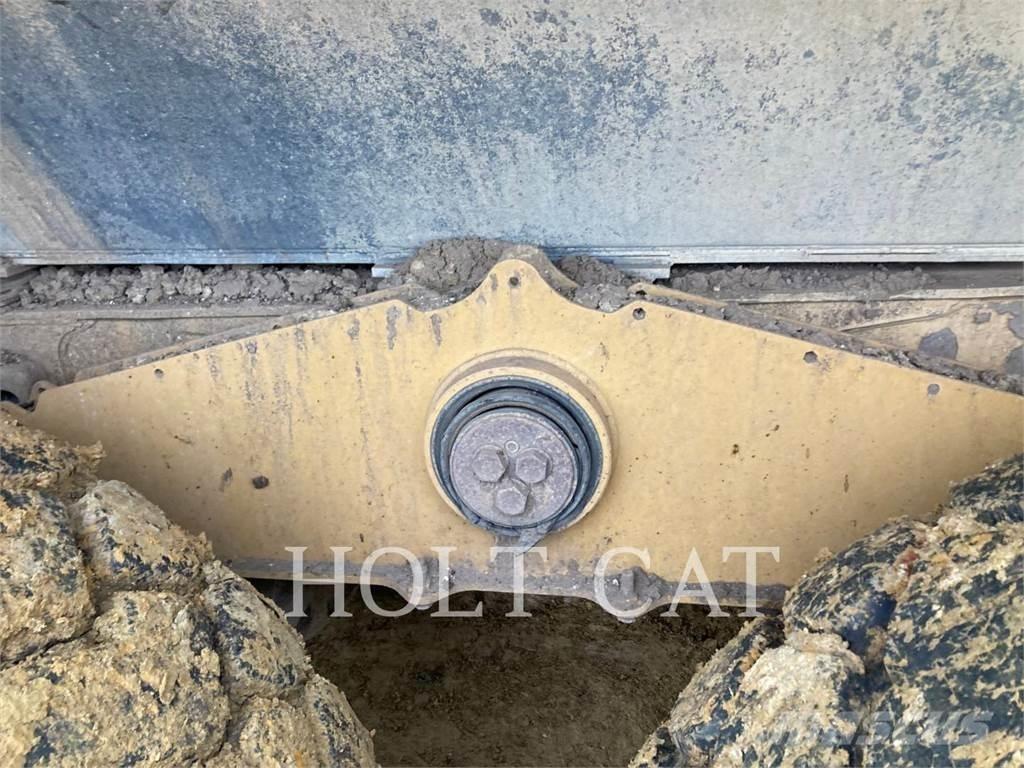 CAT W00 730 Дъмпери/моторни превозни средства