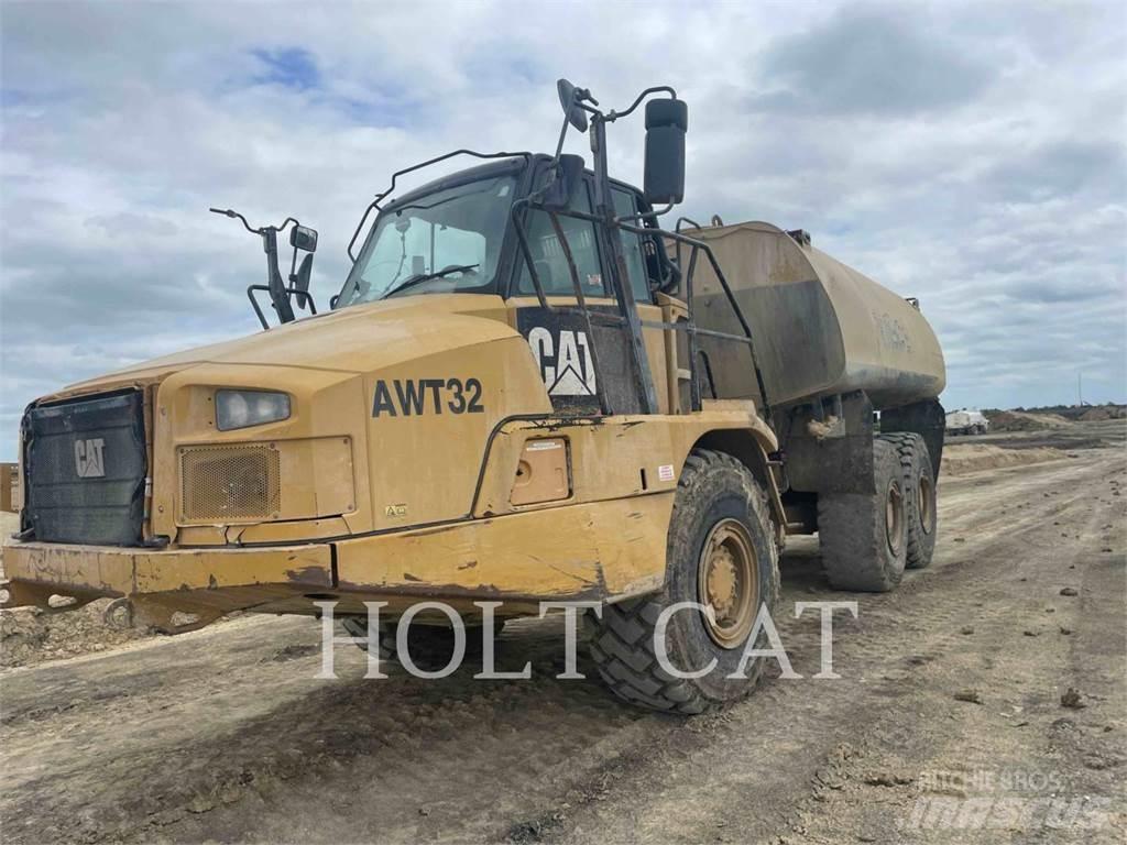 CAT W00 730C Дъмпери/моторни превозни средства