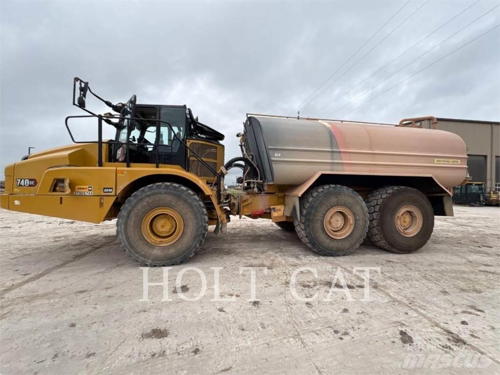 CAT W00 740GC Цистерна