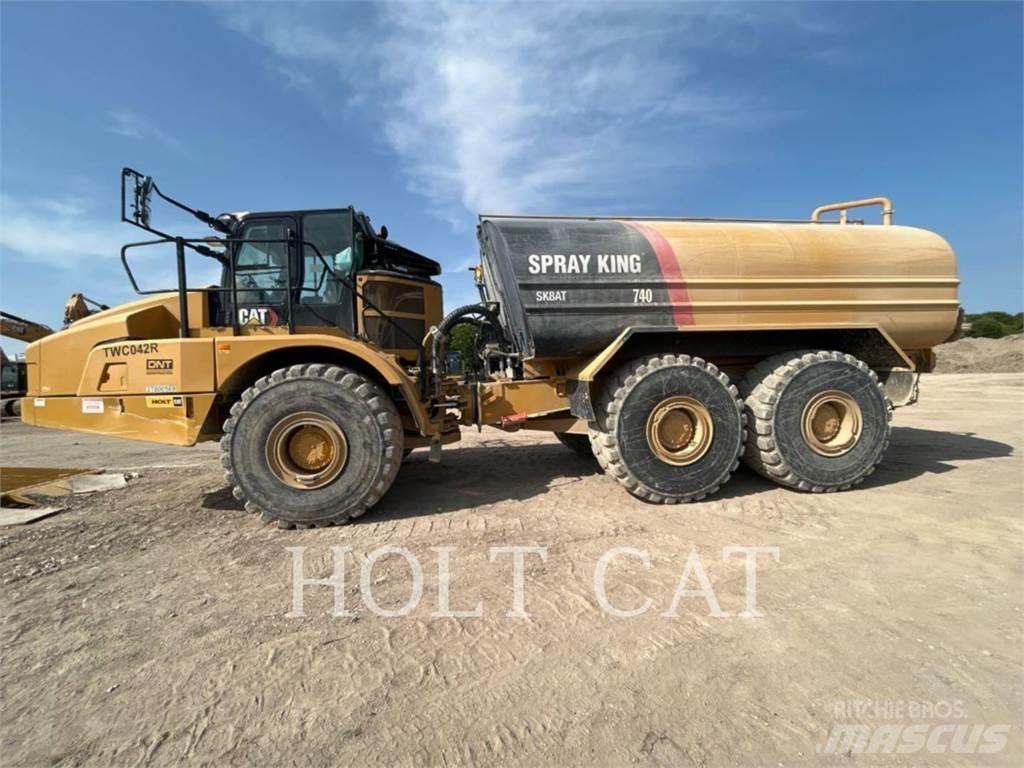 CAT W00 740GC Цистерна