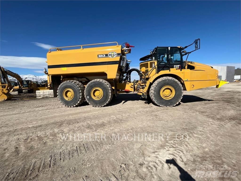 CAT WT 740 GC Цистерна