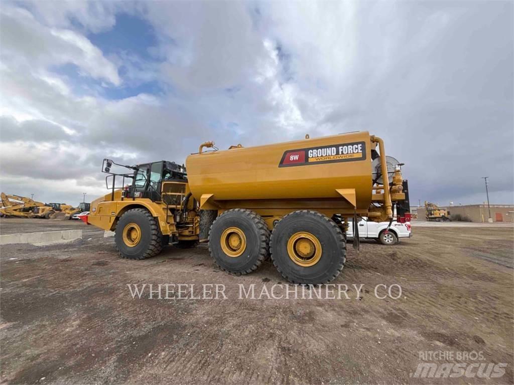 CAT WT 740 GC Цистерна