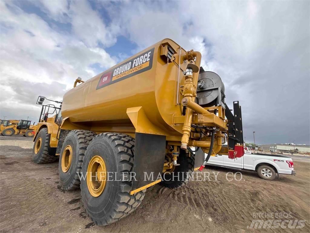 CAT WT 740 GC Цистерна