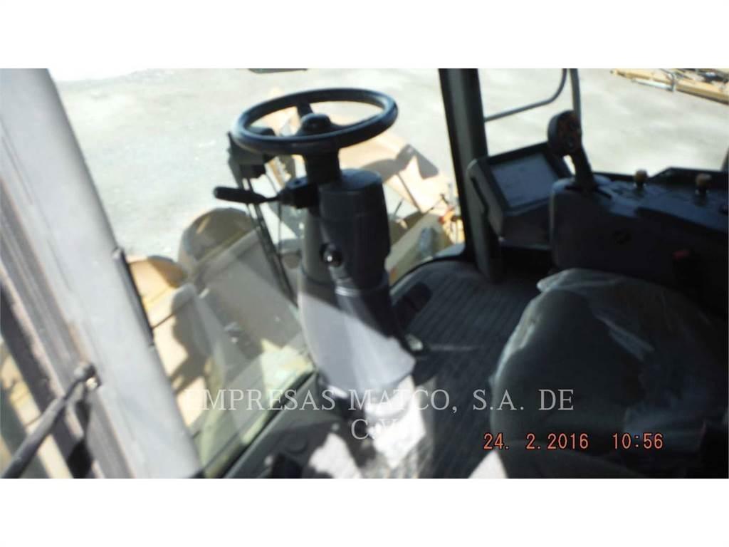 Claas 560R Комбайни