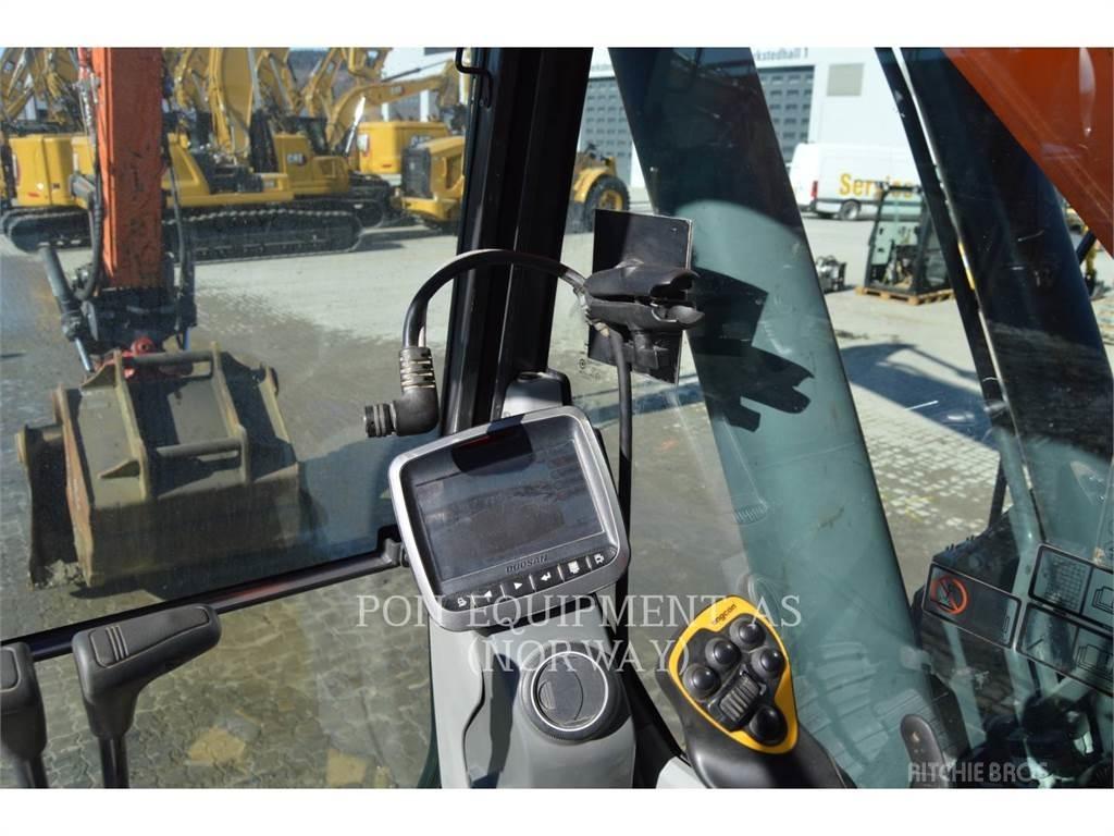 Doosan DX235 Верижен екскаватор