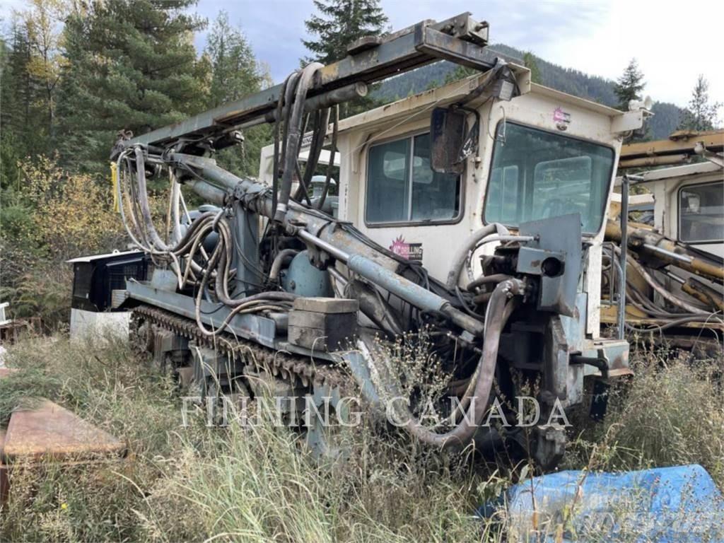 Finning M32 Апаратура за повърхностна редова сеидба