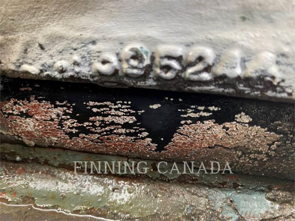 Finning M32 Апаратура за повърхностна редова сеидба