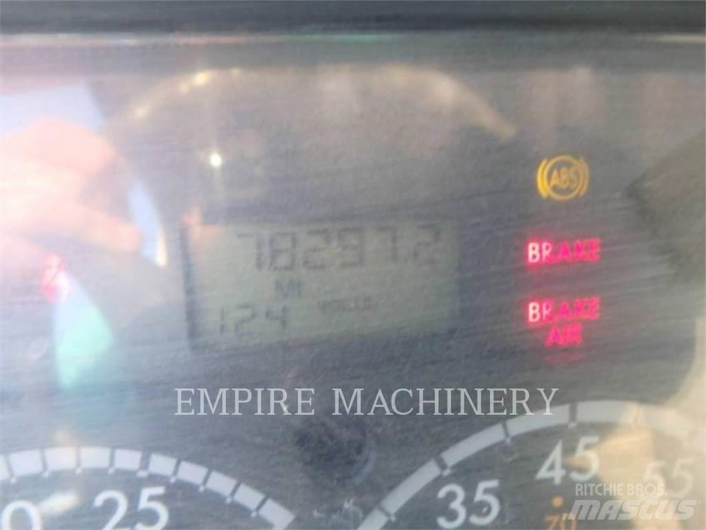 Freightliner 2K WT Цистерна
