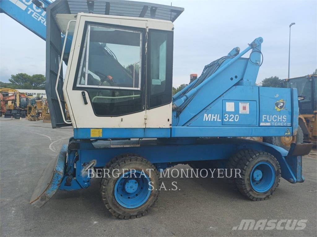 Fuchs MHL320 Колесни екскаватори
