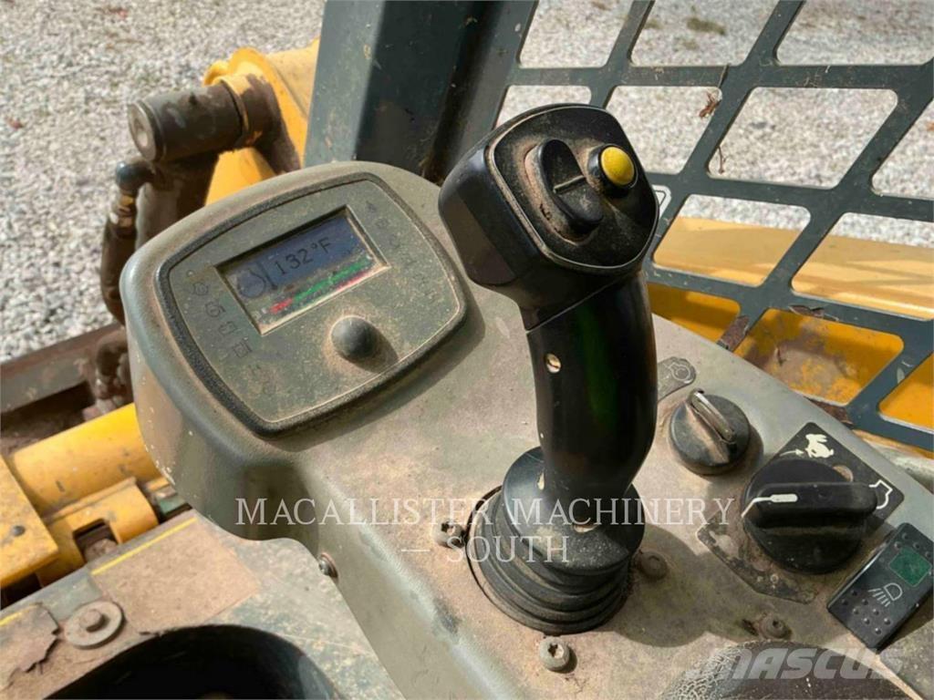 Gehl RT175 Верижен товарач