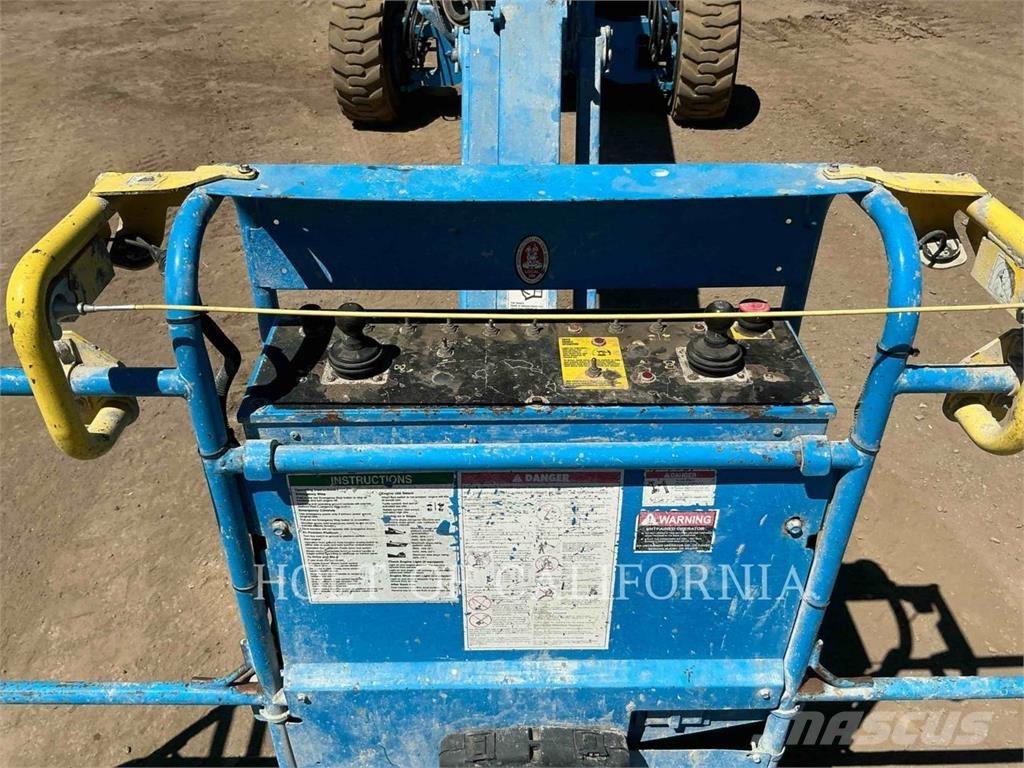 Genie S-45 Съчленени стрелови подемници