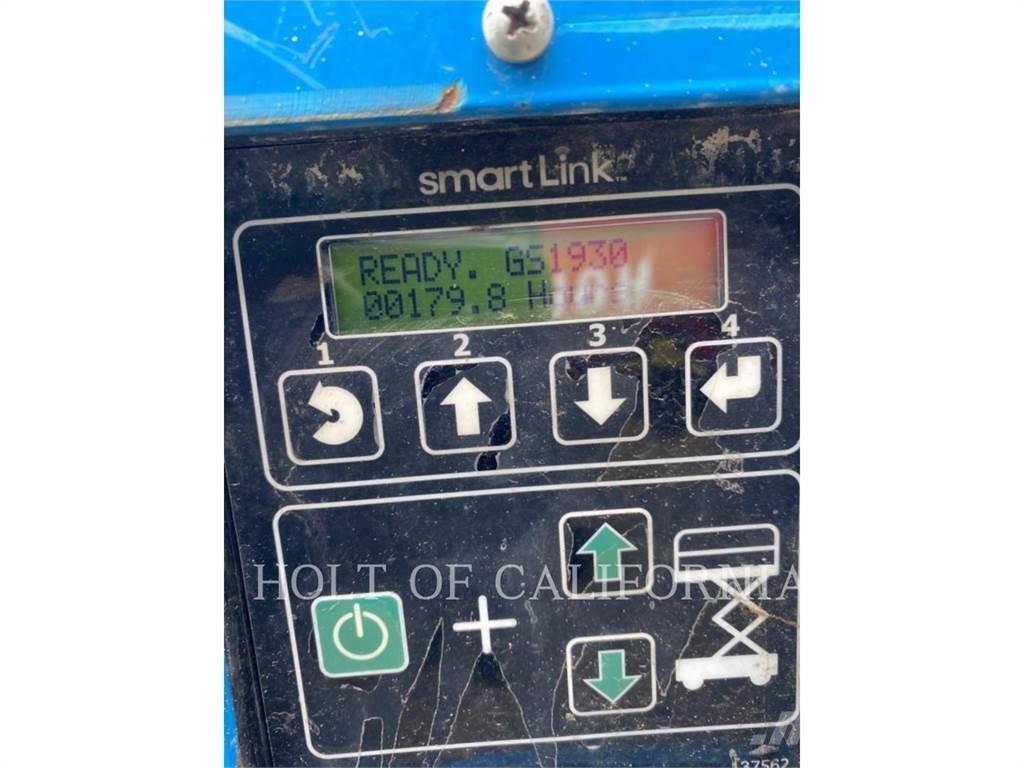 Genie SCISSOR 19 Ножични работни платформи