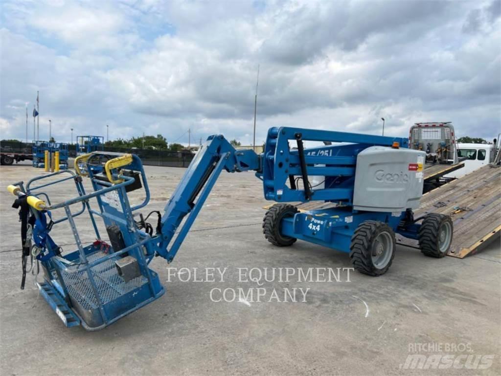 Genie Z45/25JG4 Съчленени стрелови подемници