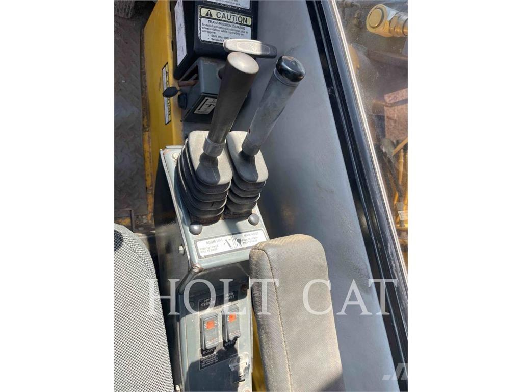 Grove CRANE RT600E Всъдеходни кранове