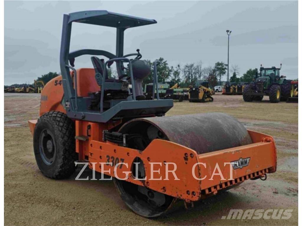 Hamm 3307 SMOOTH Уплътнители за почва
