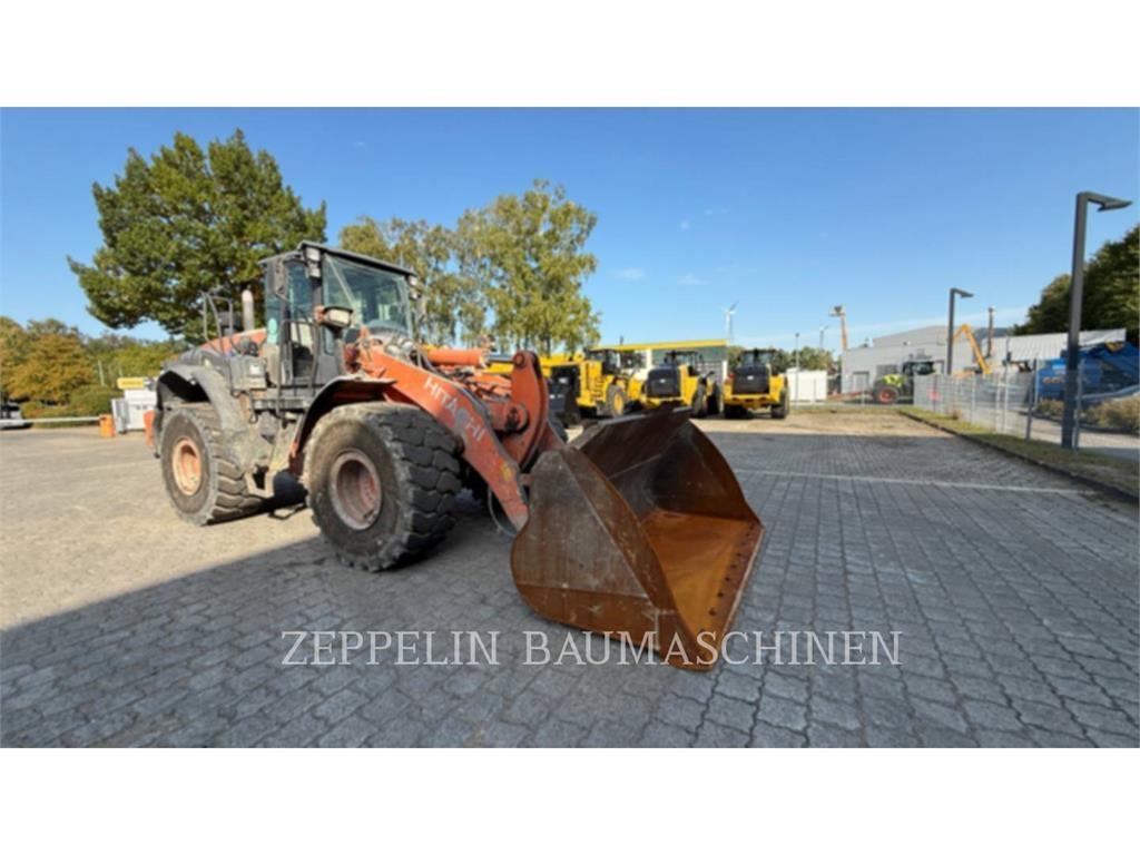 Hitachi ZW250-6 Колесни товарачи