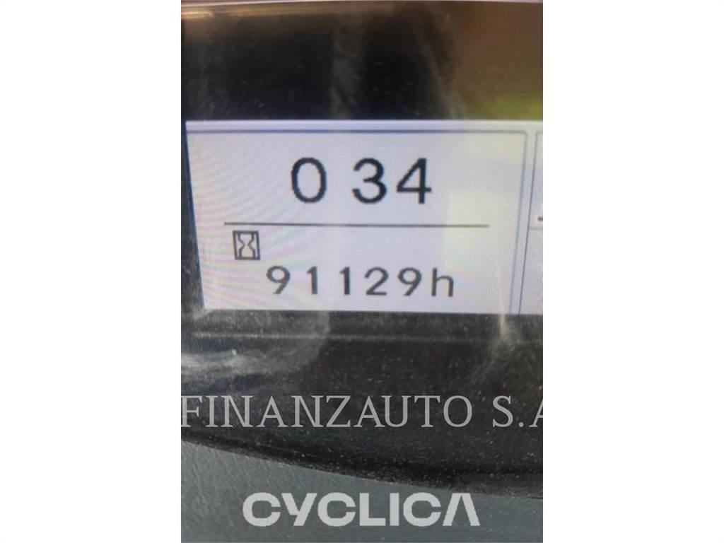 Hitachi ZW310 Колесни товарачи