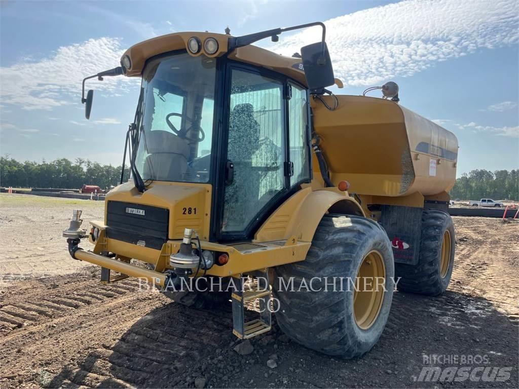 Hydrema 912HM Цистерна