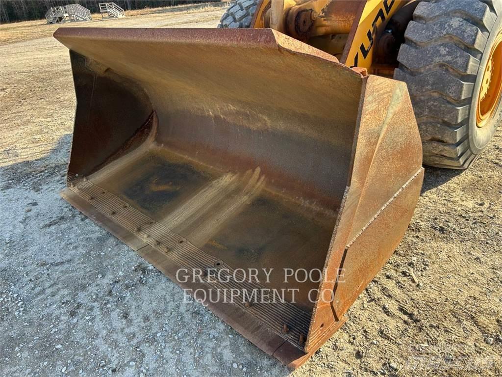 Hyundai HL757-7 Колесни товарачи