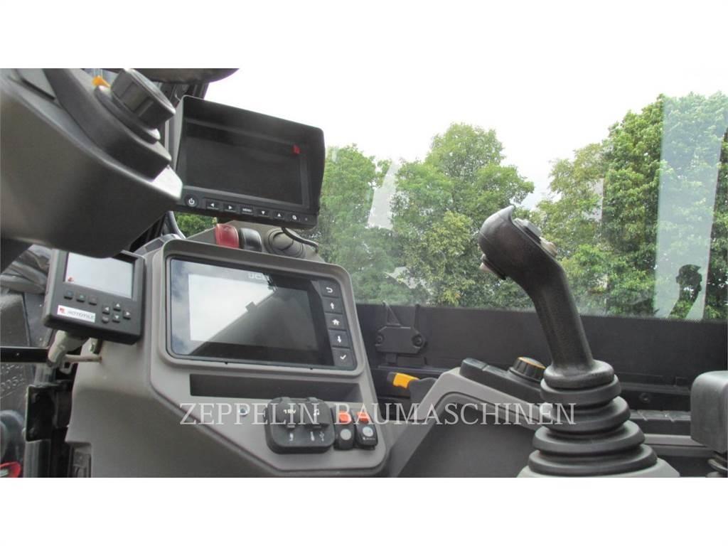 JCB 110W Колесни екскаватори