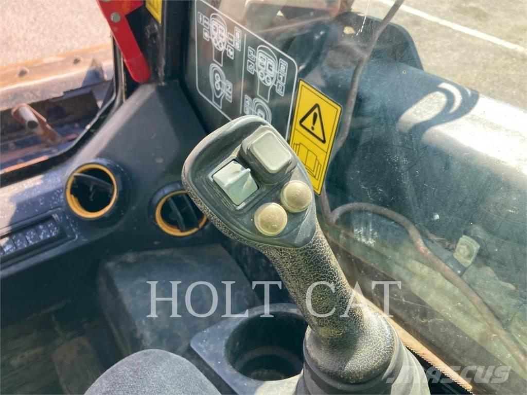 JCB 270T Верижен товарач