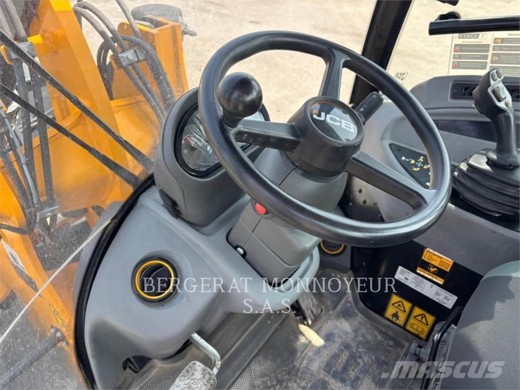 JCB 407 Колесни товарачи