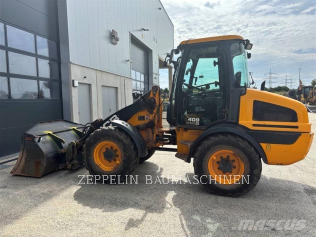 JCB 409 Колесни товарачи