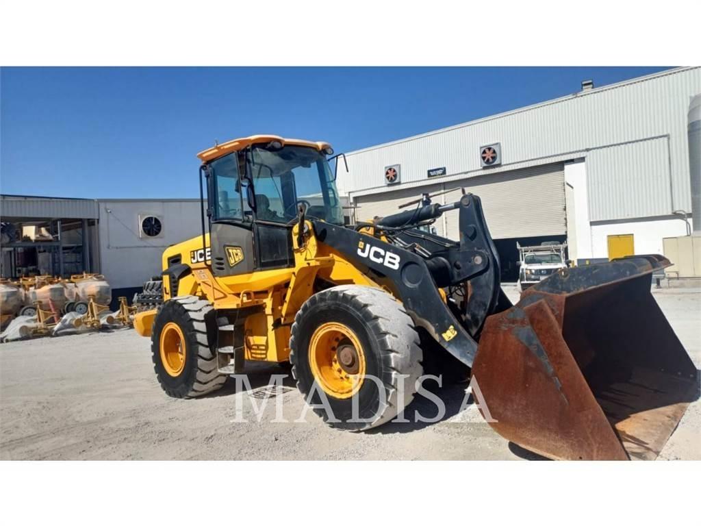 JCB 426B ZX Колесни товарачи