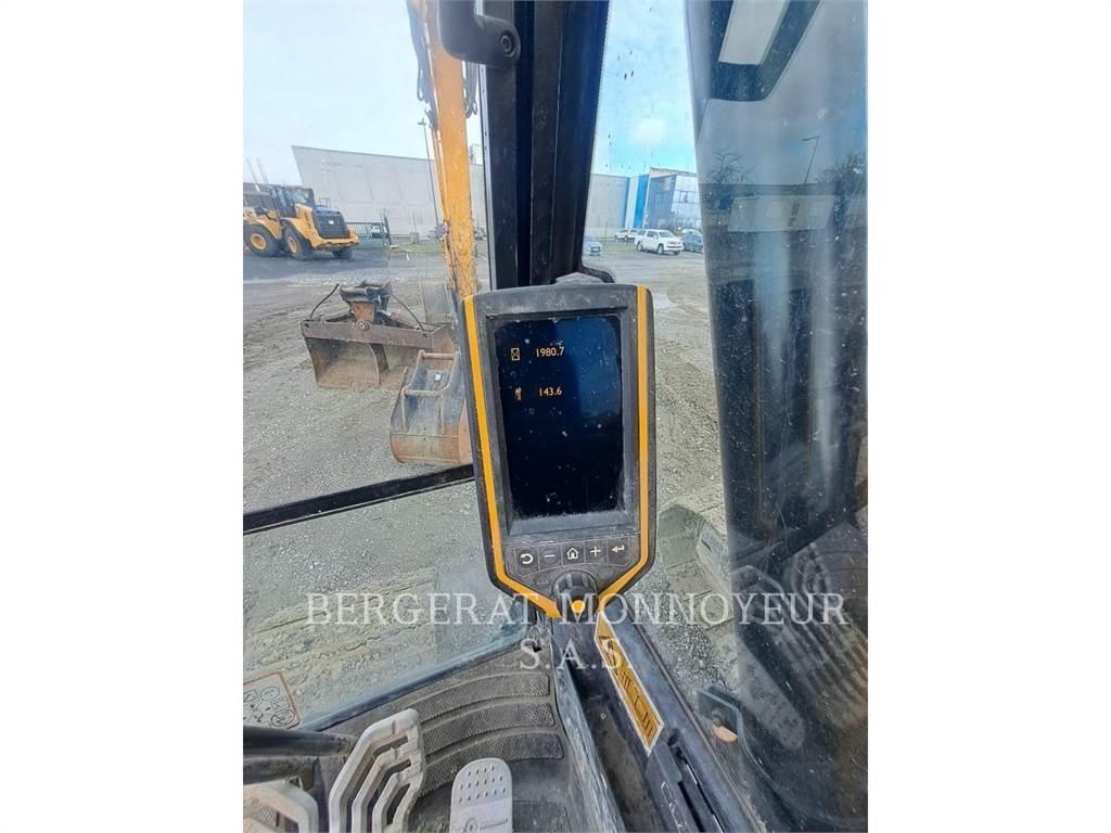 JCB JS180LC Верижен екскаватор