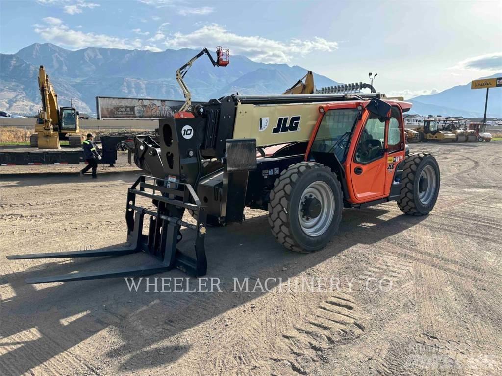JLG 1055 Телескопични товарачи