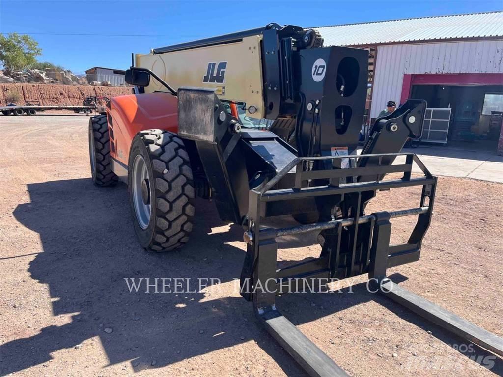 JLG 1055 Телескопични товарачи