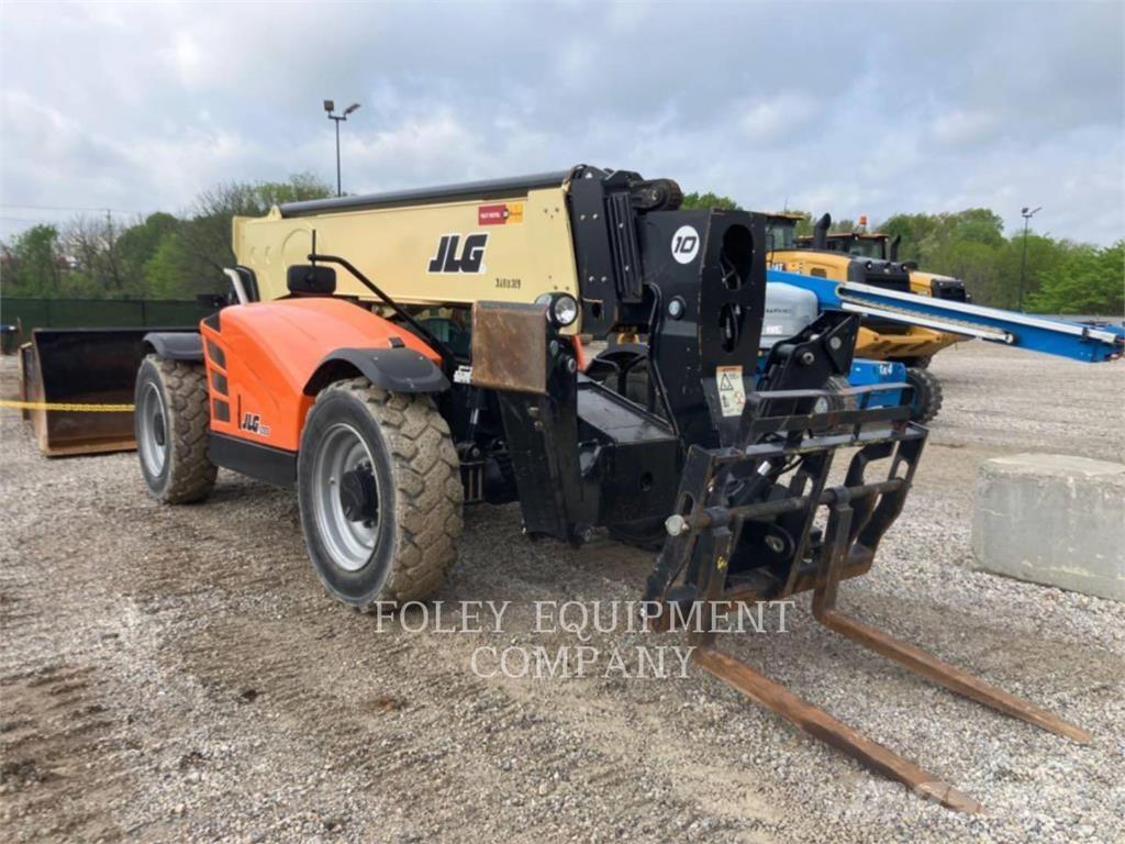 JLG 1055C Телескопични товарачи