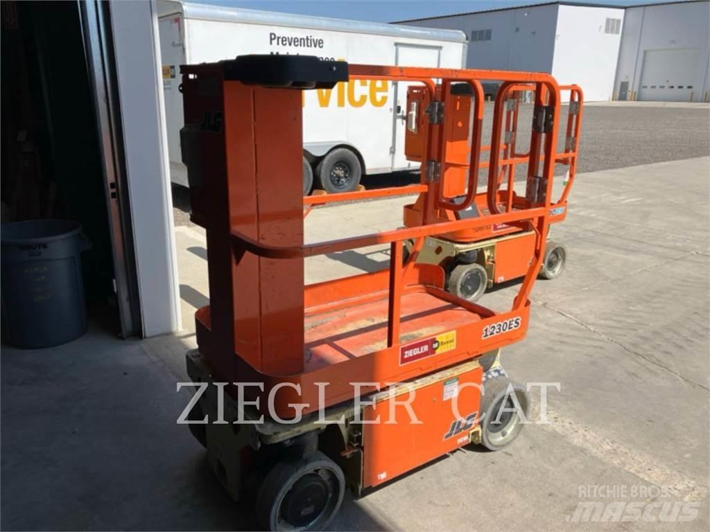 JLG 1230ES Ножични работни платформи