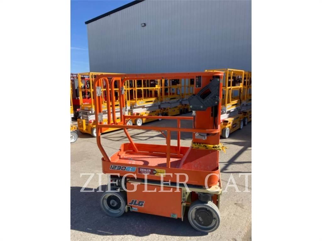 JLG 1230ES Ножични работни платформи