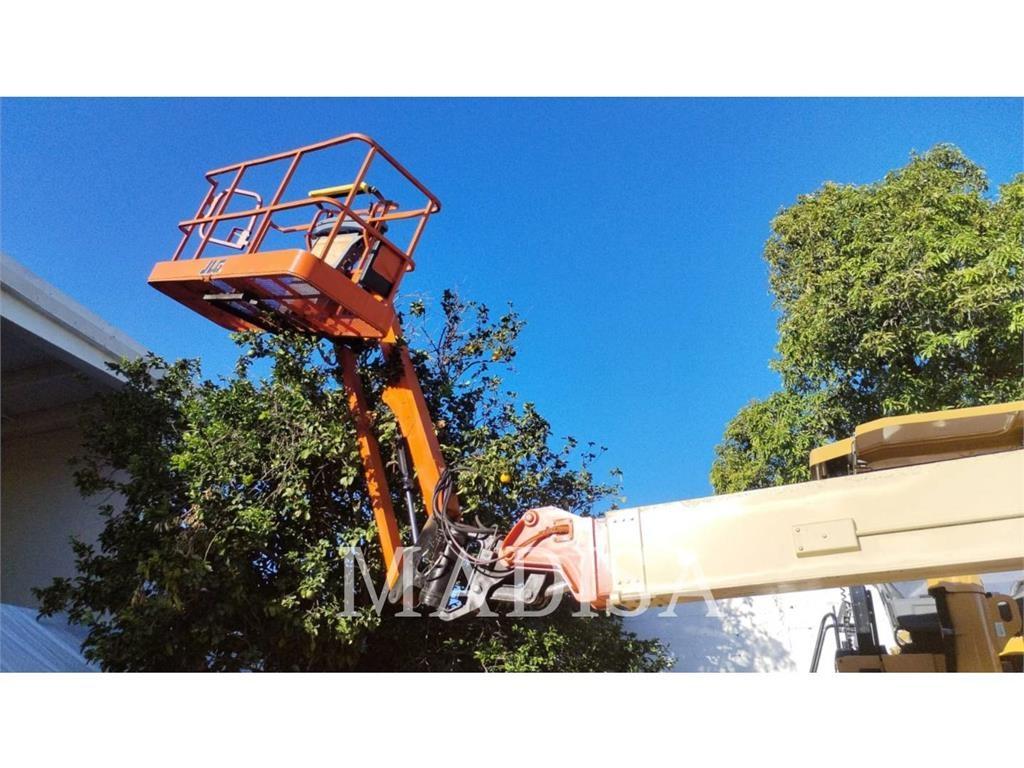 JLG 1250AJP Други вишки и платформи
