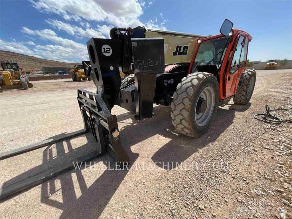 JLG 1255 Телескопични товарачи