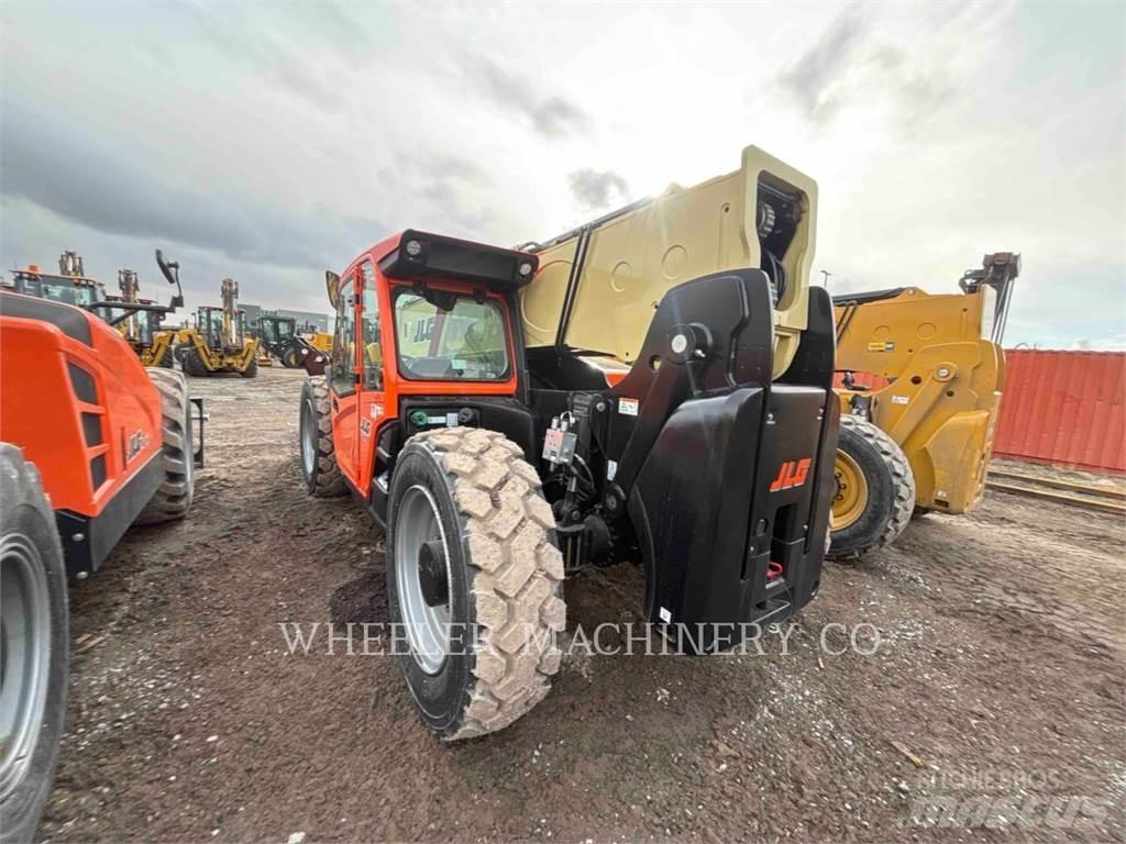 JLG 1255 Телескопични товарачи