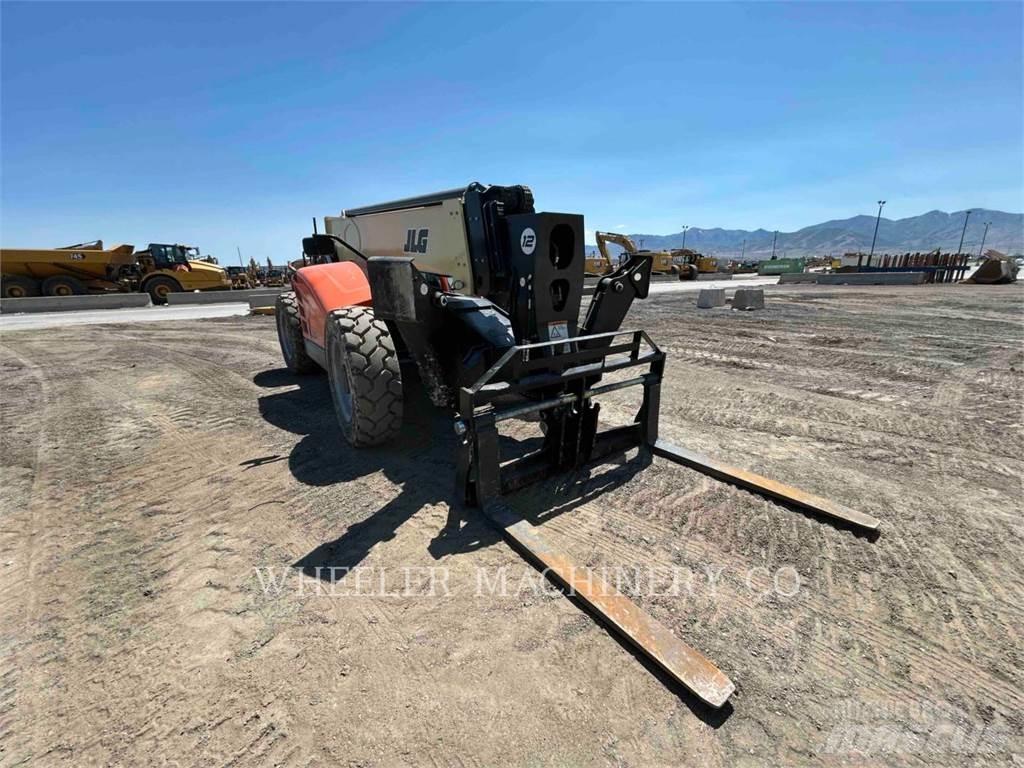 JLG 1255 Телескопични товарачи