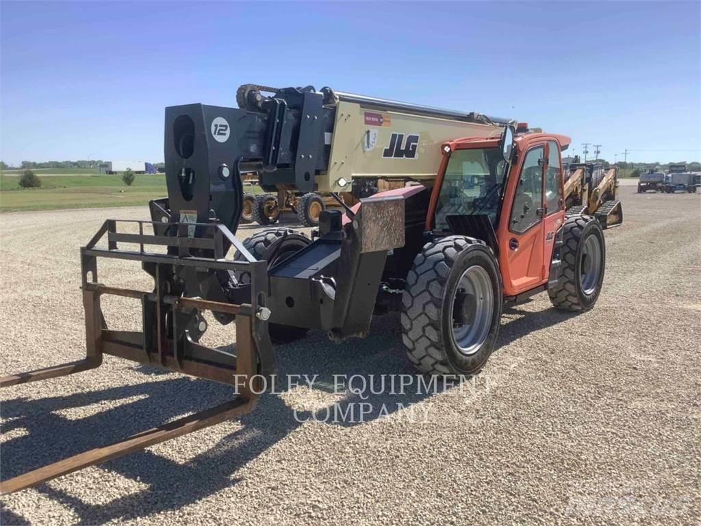 JLG 1255C Телескопични товарачи