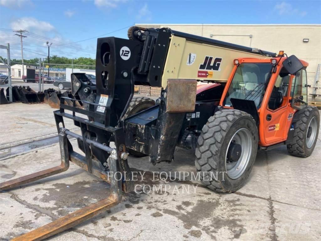 JLG 1255C Телескопични товарачи