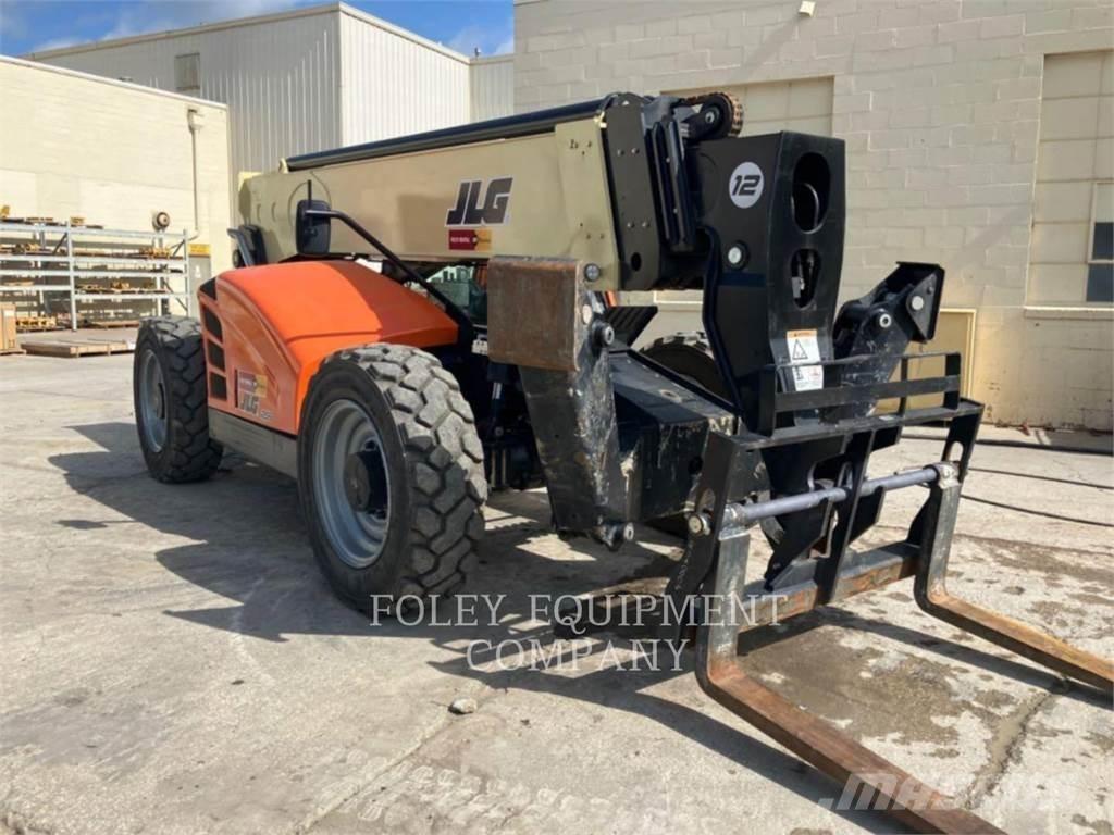 JLG 1255C Телескопични товарачи