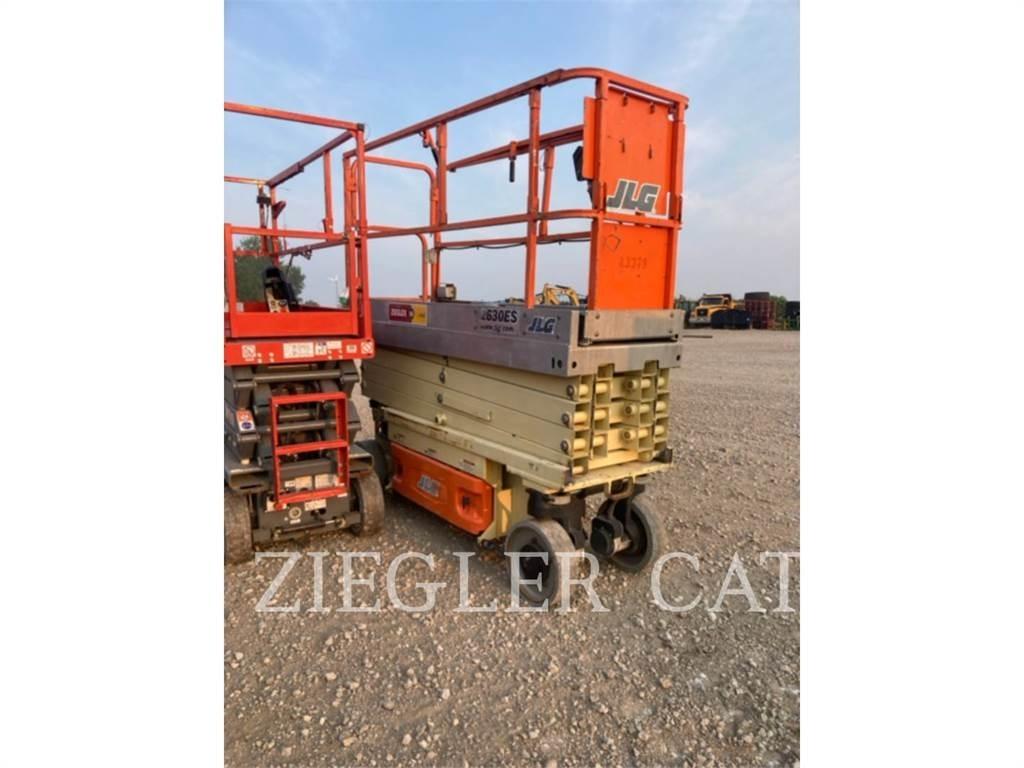 JLG 2630ES Ножични работни платформи