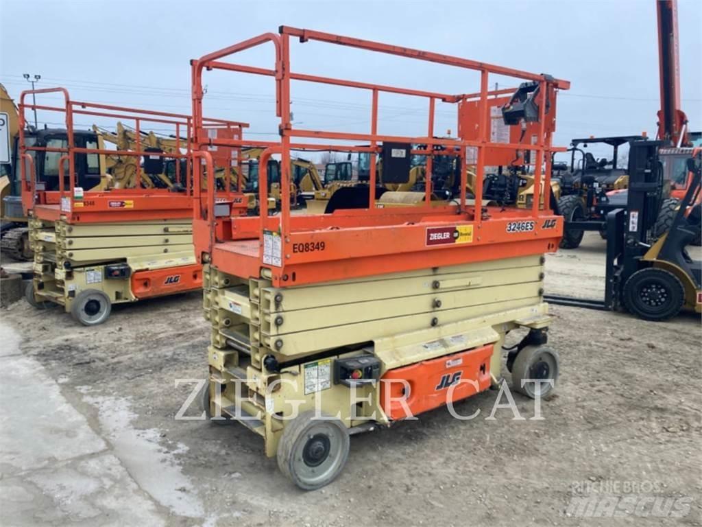 JLG 3246ES Ножични работни платформи