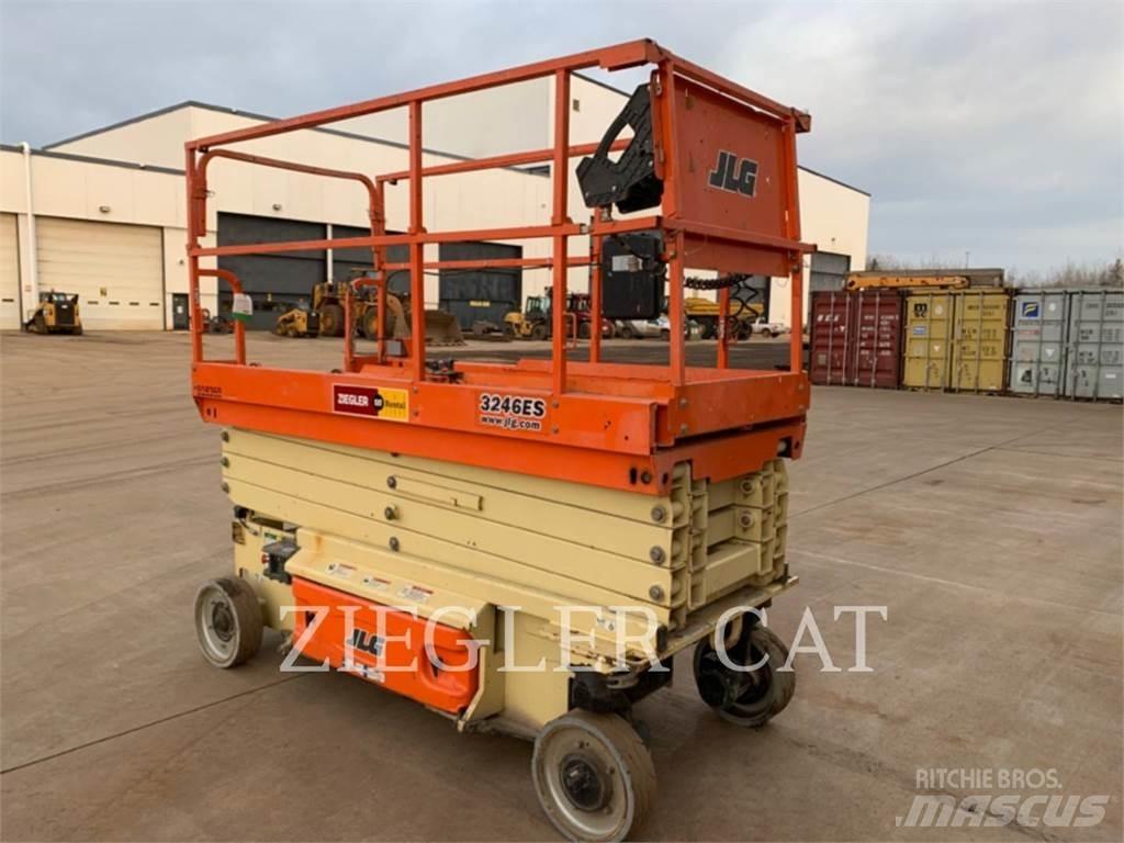 JLG 3246ES Ножични работни платформи