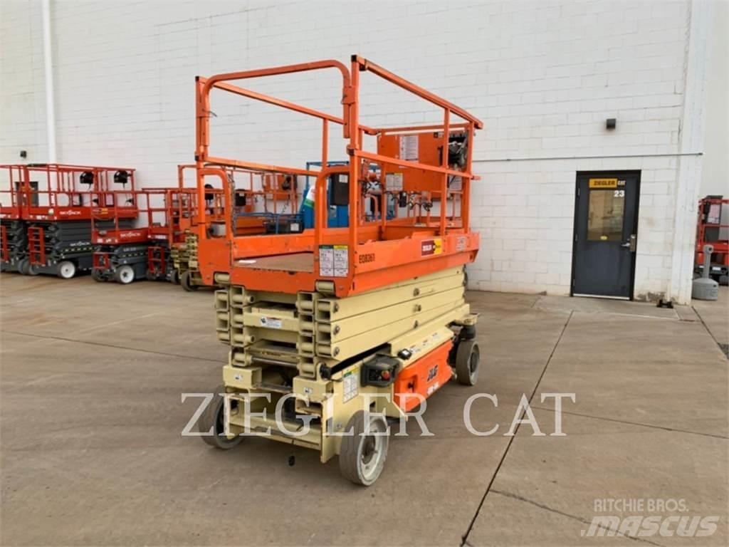 JLG 3246ES Ножични работни платформи