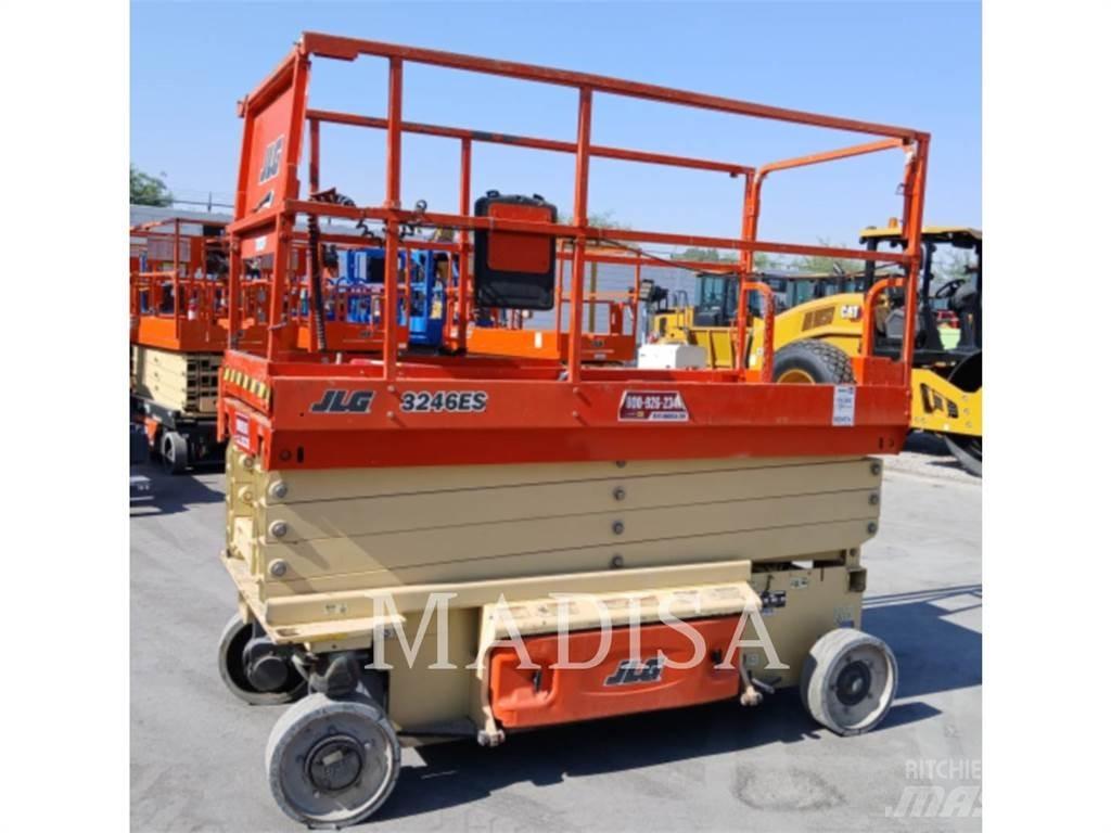 JLG 3246ES Ножични работни платформи