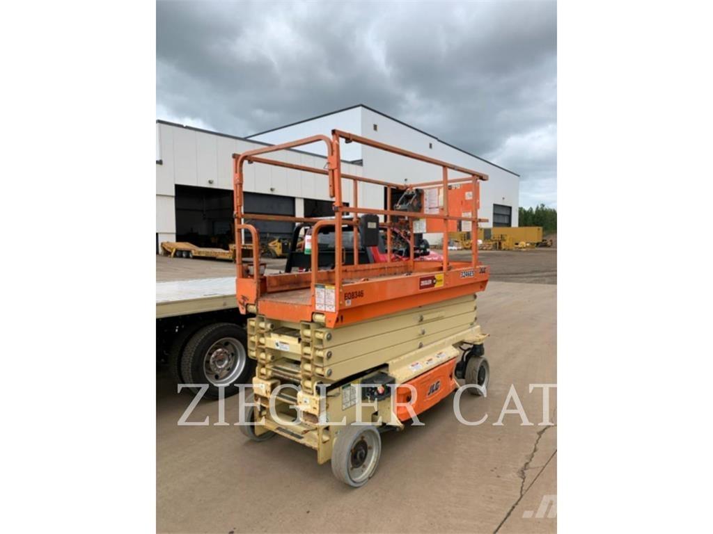 JLG 3246ES Ножични работни платформи