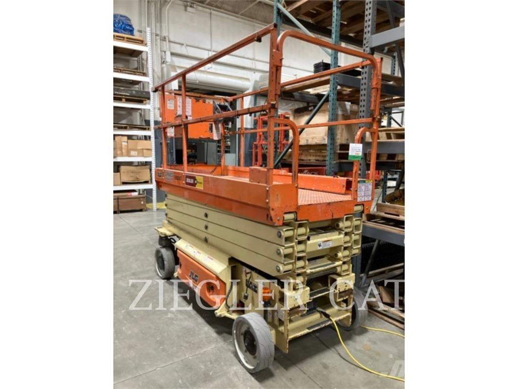JLG 3246ES Ножични работни платформи