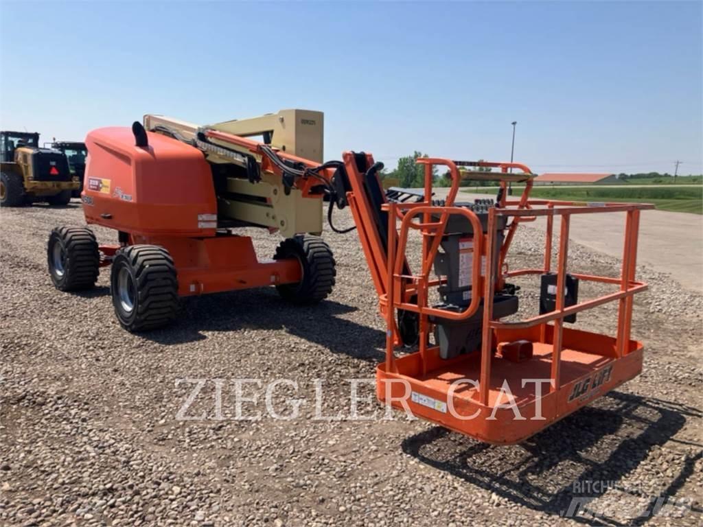 JLG 450AJ Съчленени стрелови подемници