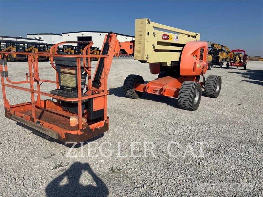 JLG 450AJ Съчленени стрелови подемници